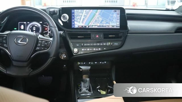 Lexus ES300h 7th generation 2025 Золотой двухцветный из Кореи, фото 2