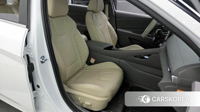 Hyundai The New Avante Hybrid (CN7) 2024 Белый из Кореи, фото 2