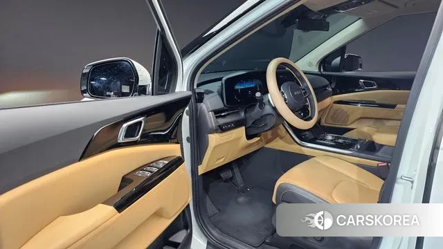 Kia Carnival 4th generation 2023 Белый из Кореи, фото 2