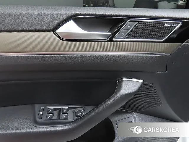 Volkswagen Arteon 2019 Белый из Кореи, фото 2