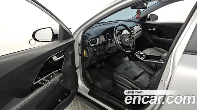 Kia Niro EV 2020 Серебристо-серый из Кореи, фото 2