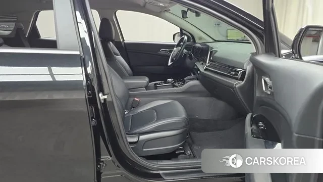 Kia Sportage 5th Generation 2022 Черный из Кореи, фото 2