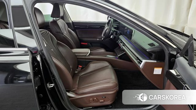 Hyundai Grandeur Hybrid (GN7) 2023 Черный из Кореи, фото 2