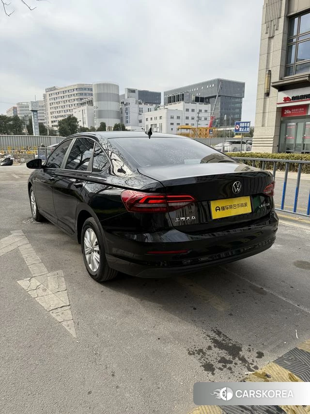 Volkswagen Lavida 2022 Черный из Китая, фото 2