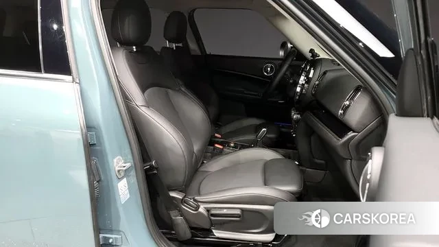 Mini Cooper Countryman 2021 Небесно-голубой из Кореи, фото 2