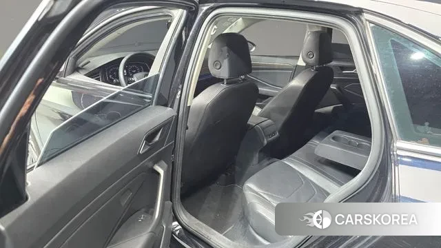 Volkswagen 7th Generation of Jetta 2021 Черный из Кореи, фото 2