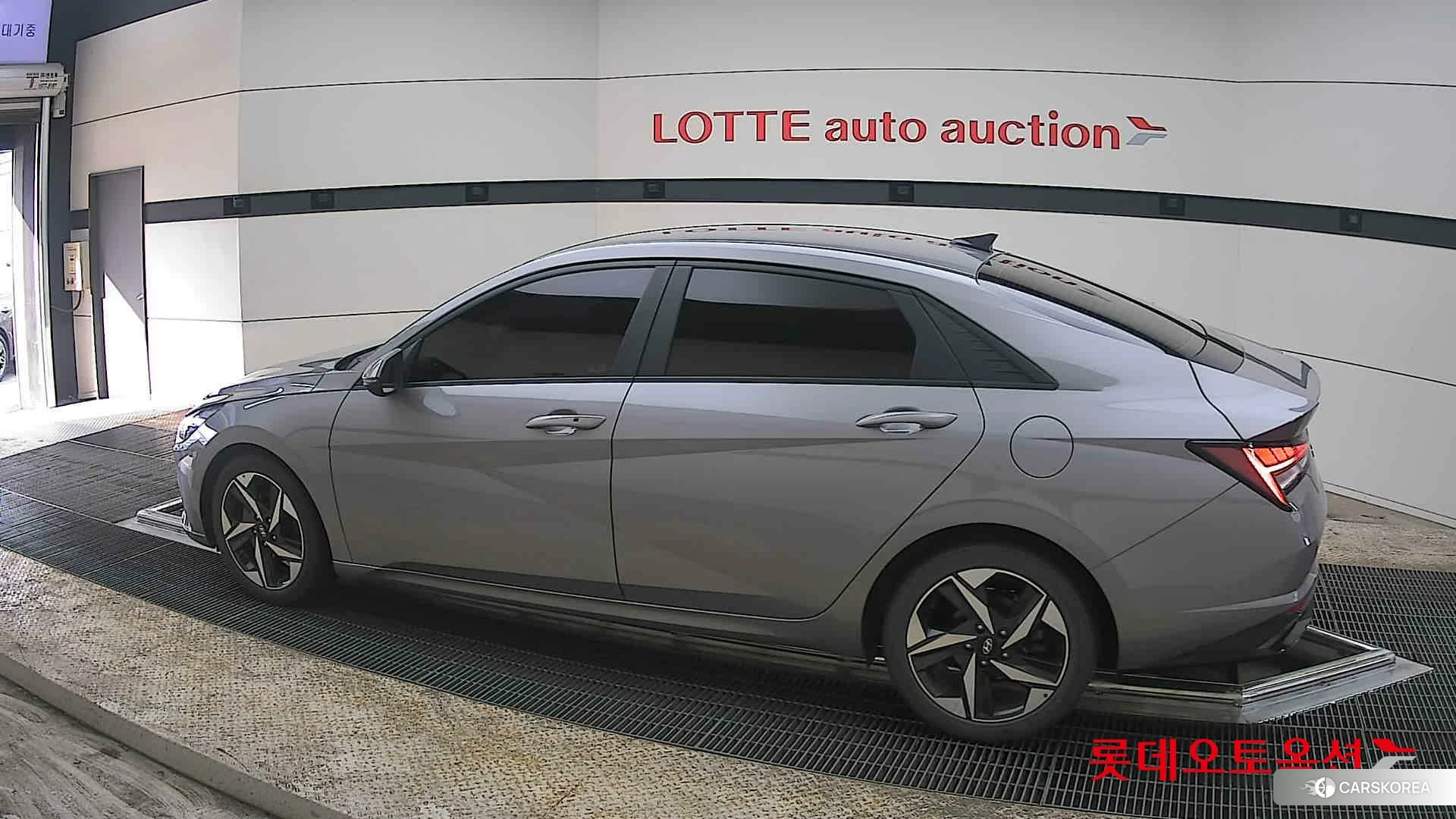 Hyundai Avante 2021 Fluid Metal из Кореи, фото 2