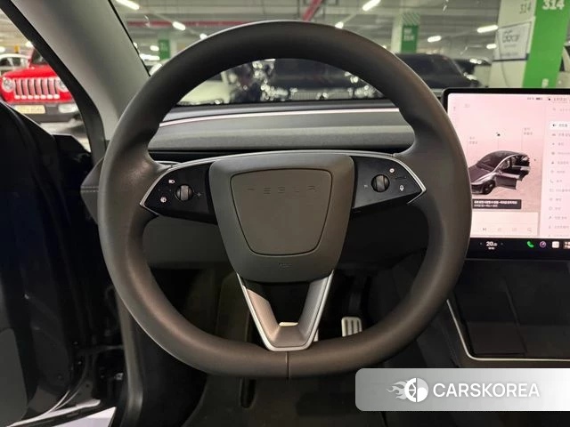 Tesla Model Y 2025 Серый из Кореи, фото 2