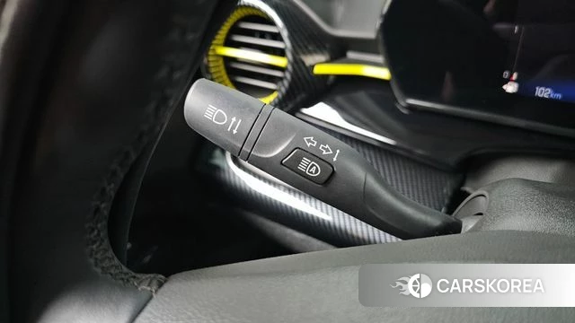 Chevrolet (GM Daewoo) Trax Crossover 2024 Белый из Кореи, фото 2