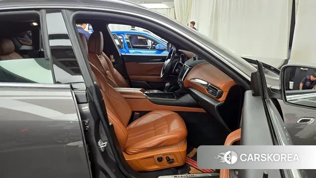 Maserati Levante 2018 Серый из Кореи, фото 2