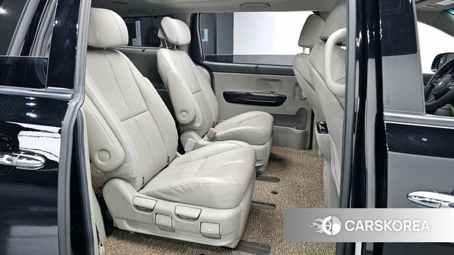 Kia The New Carnival 2019 Черный из Кореи, фото 2
