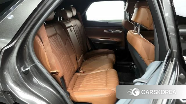 Genesis GV70 2023 Серый из Кореи, фото 2