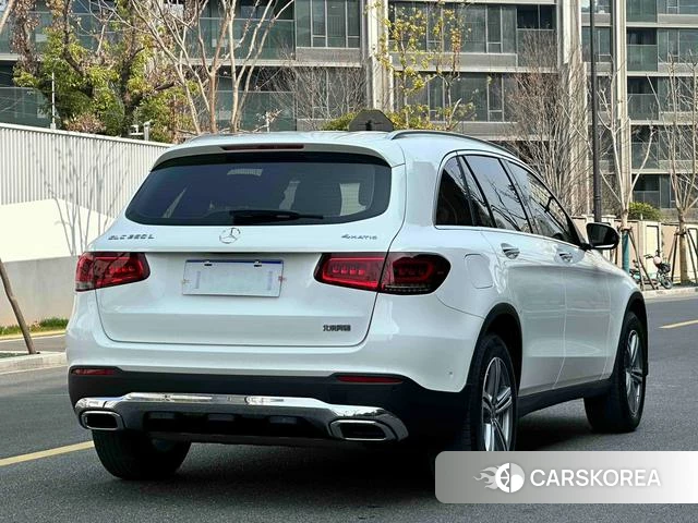 Mercedes-Benz GLC 2021 Белый из Китая, фото 2