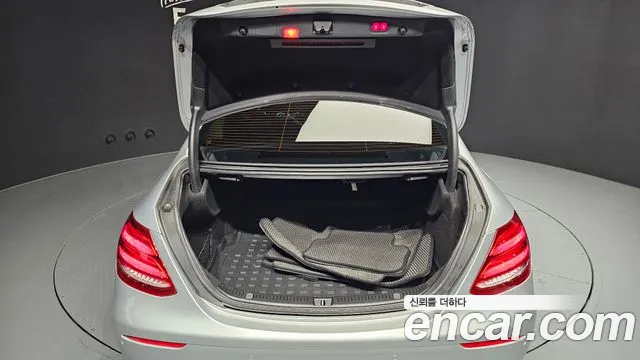 Mercedes-Benz E-Class W213 id 2686931 из Кореи 2