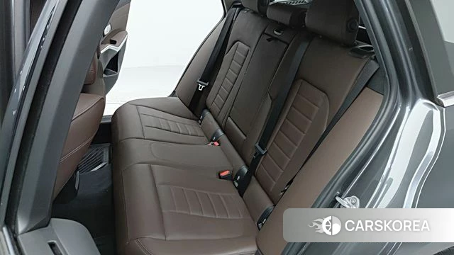 BMW 3 Series (G20) 2022 Серый из Кореи, фото 2