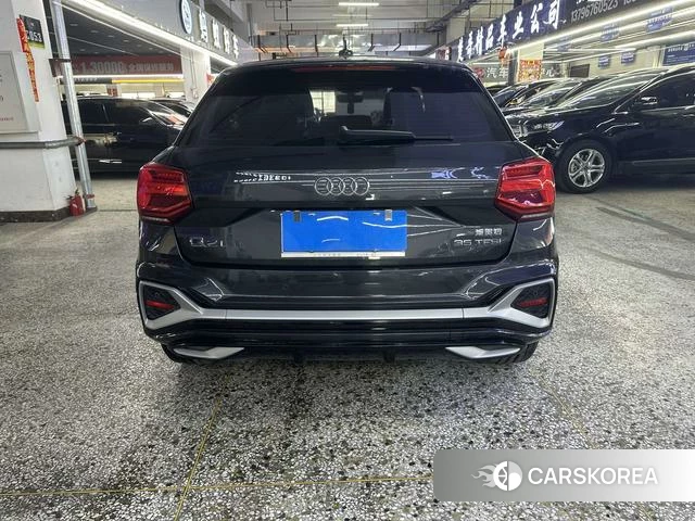 Audi Q2L 2022 Черный из Китая, фото 2