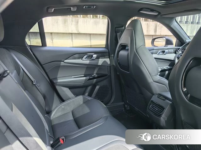 Lynk 03 2022 Белый из Китая, фото 2