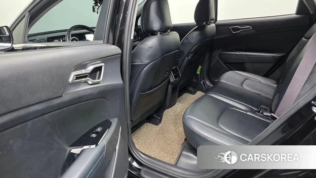 Kia Sportage 5th Generation 2021 Черный из Кореи, фото 2