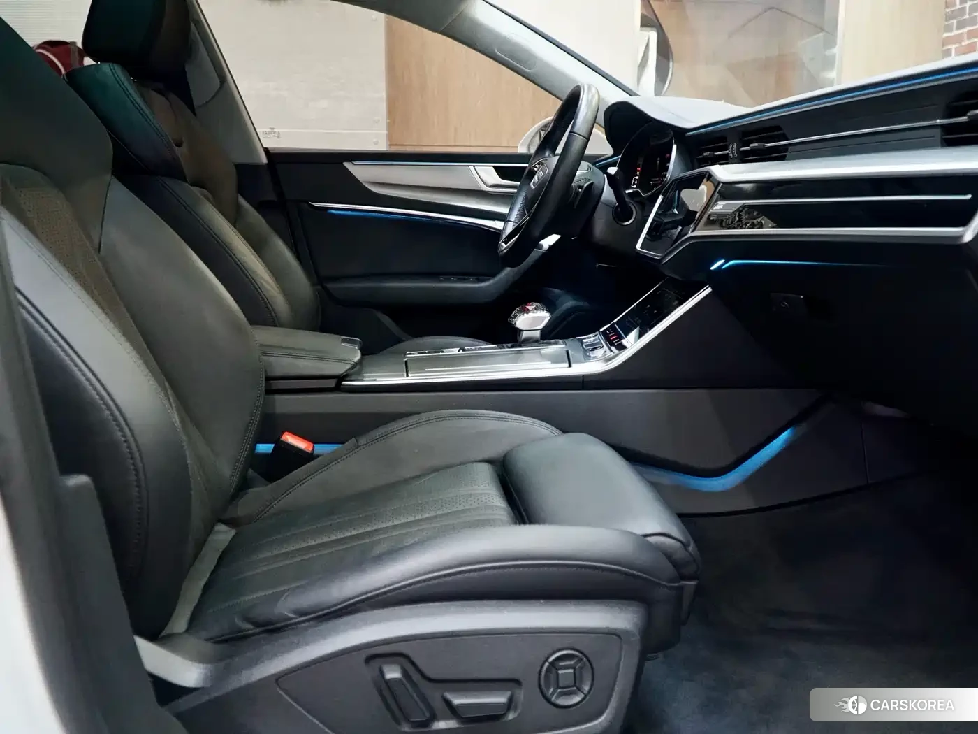 Audi A7 2022 Белый из Китая, фото 2