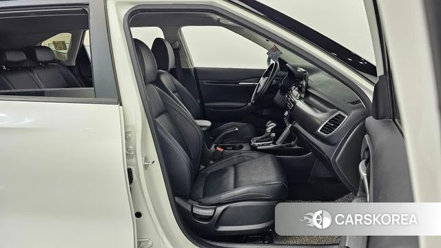 Kia Seltos 2019 Белый из Кореи, фото 2