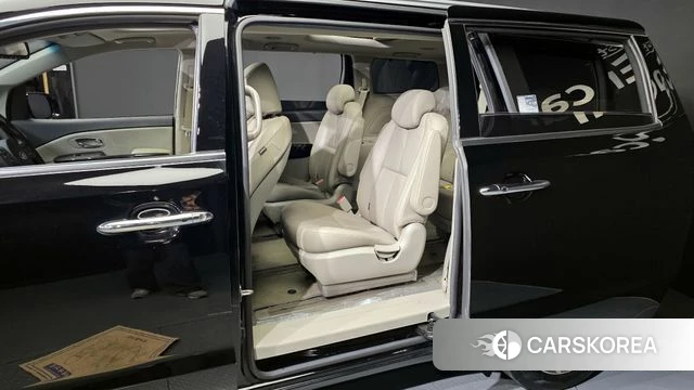 Kia The New Carnival 2020 Черный из Кореи, фото 2