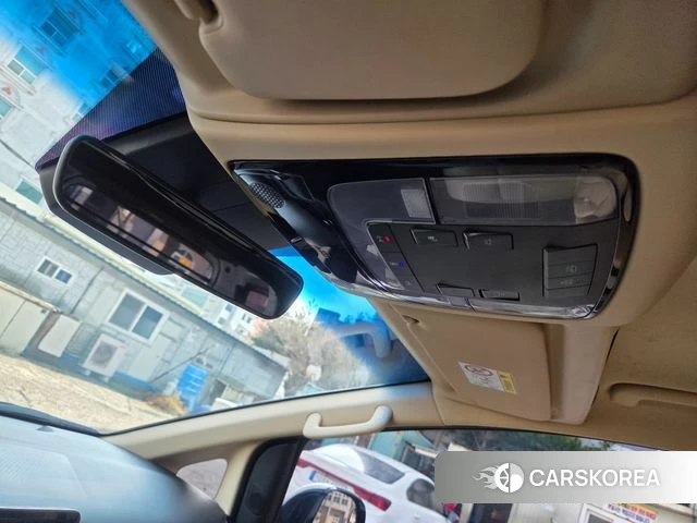 Hyundai Staria 2021 Белый из Кореи, фото 2