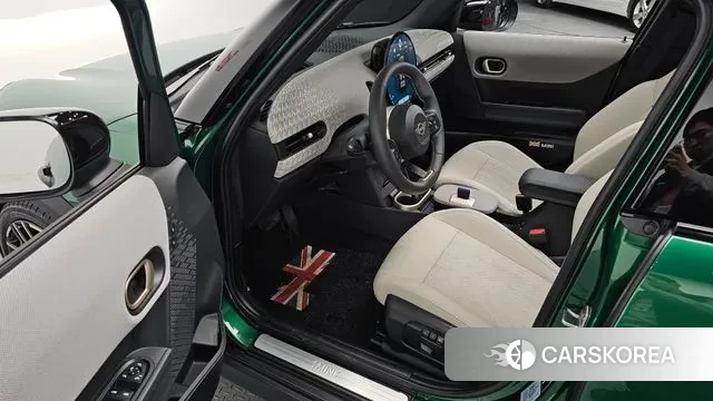 Mini Cooper S 4th Generation 2025 Зеленый из Кореи, фото 2