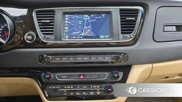 Kia The New Carnival 2018 Черный из Кореи, фото 2