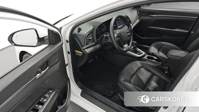 Hyundai Avante AD 2018 Белый из Кореи, фото 2