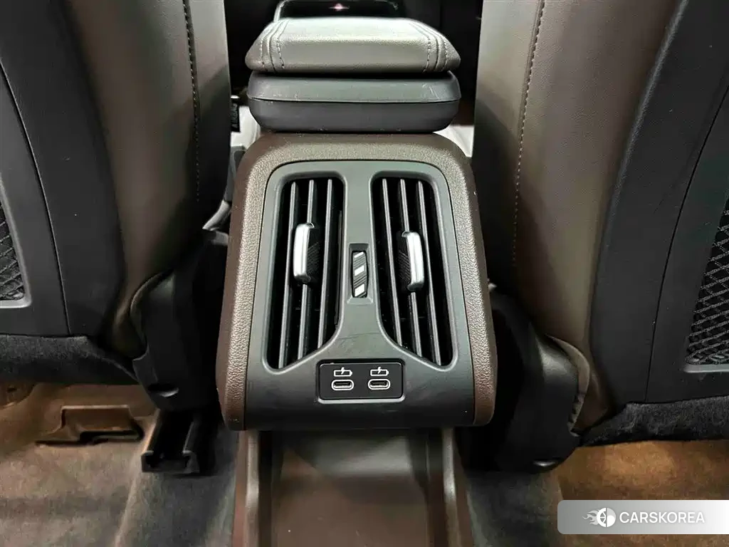 BMW X1 2024 Черный из Китая, фото 2