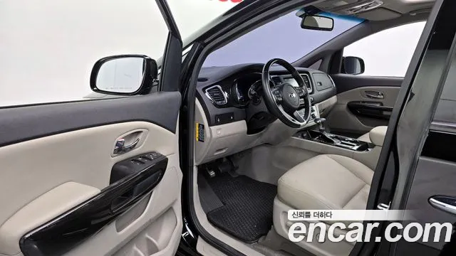 Kia The New Carnival 2018 Черный из Кореи, фото 2