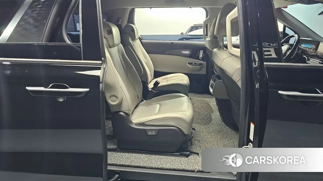 Kia Carnival 4th generation 2021 Черный из Кореи, фото 2