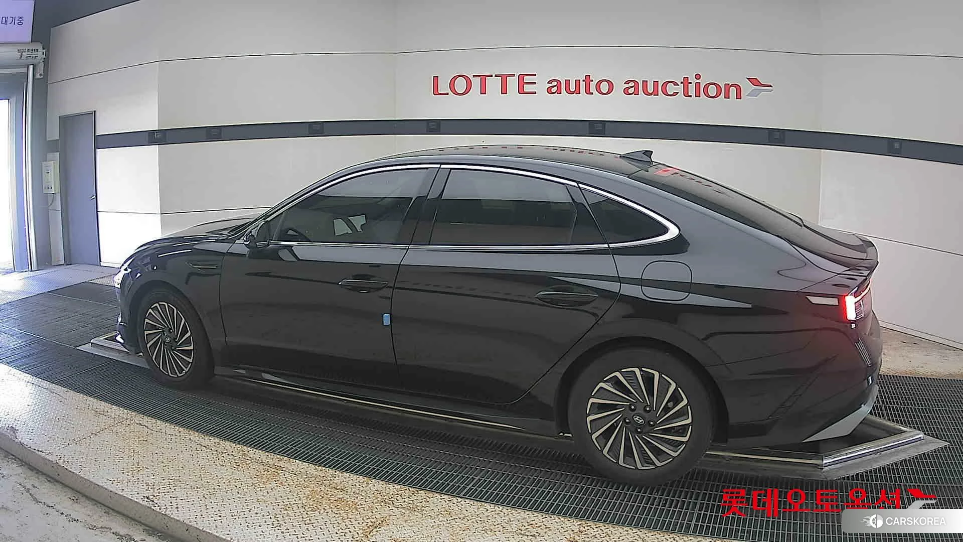 Hyundai Sonata Hybrid 2024 Черный из Кореи, фото 2