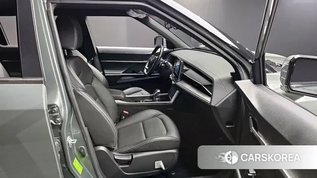 Ssangyong Torres 2023 Зеленый из Кореи, фото 2