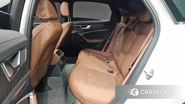 Audi A6 (C8) 2021 Белый из Кореи, фото 2