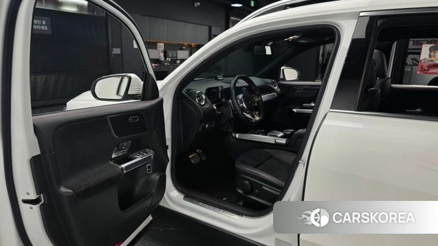 Mercedes-Benz GLB-Class X247 2022 Белый из Кореи, фото 2