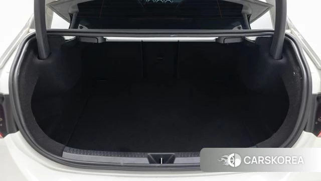 Mercedes-Benz A-Class W177 2022 Белый из Кореи, фото 2
