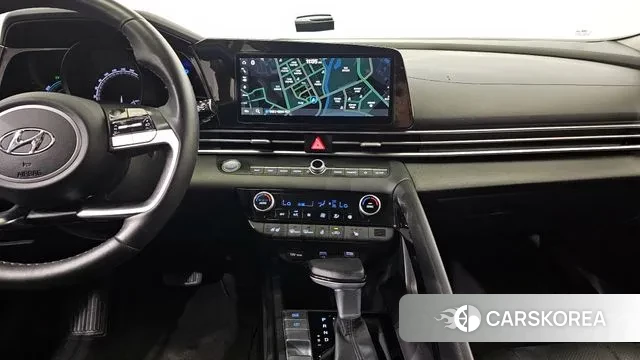 Hyundai Avante Hybrid (CN7) 2021 Белый из Кореи, фото 2