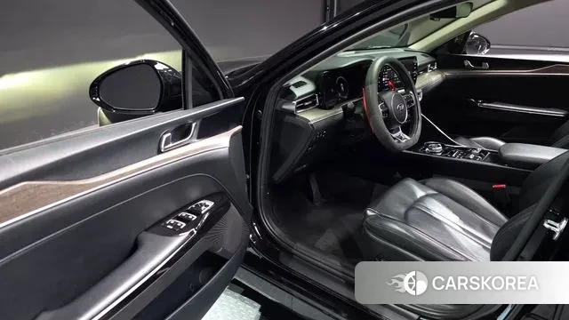 Kia K5 3rd generation 2021 Черный из Кореи, фото 2