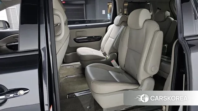 Kia The New Carnival 2019 Черный из Кореи, фото 2
