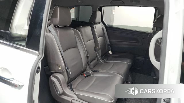 Honda Odyssey 2021 Белый из Кореи, фото 2
