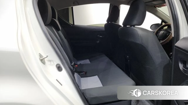 Toyota Prius C 2019 Белый из Кореи, фото 2