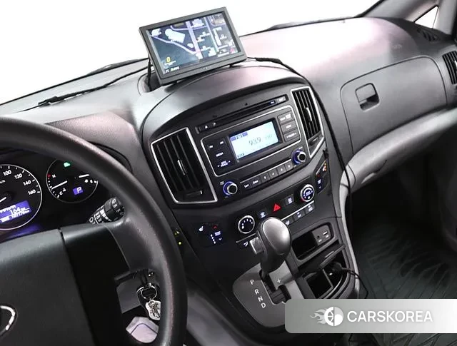 Hyundai The New Grand Starex 2018 Серебряный из Кореи, фото 2