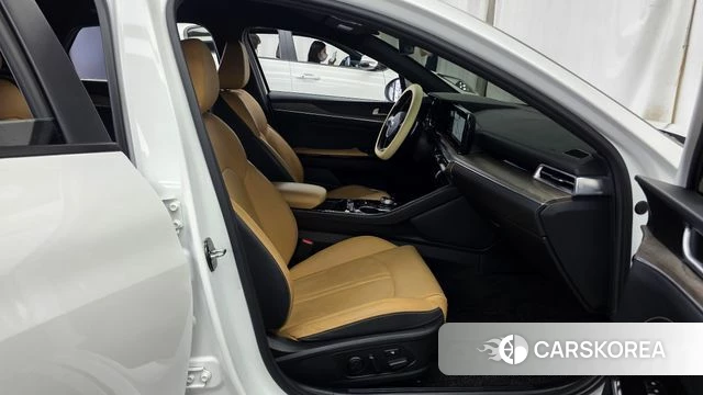 Kia K5 3rd generation 2019 Белый из Кореи, фото 2