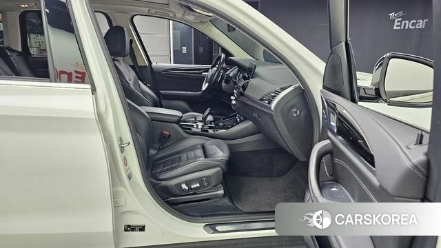 BMW X3 (G01) 2018 Белый из Кореи, фото 2