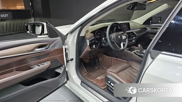 BMW 6 Series GT (G32) 2019 Белый из Кореи, фото 2