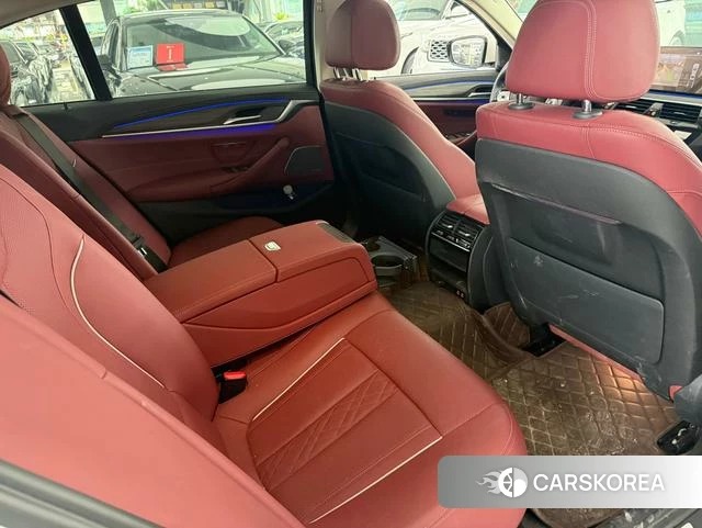 BMW 5 series 2022 Белый из Китая, фото 2