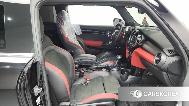 Mini Cooper S 2018 Черный из Кореи, фото 2