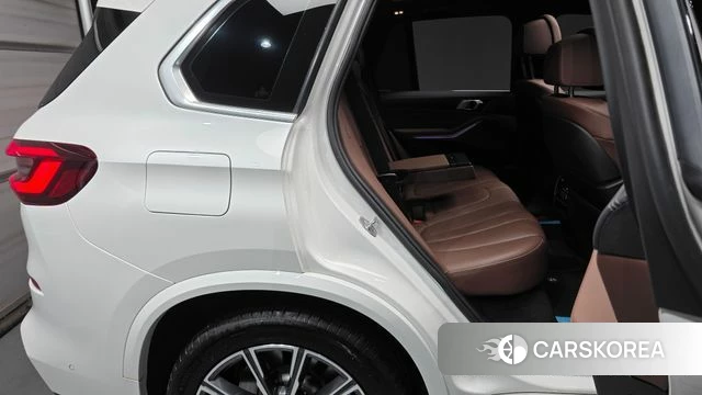 BMW X5 (G05) 2021 Белый из Кореи, фото 2