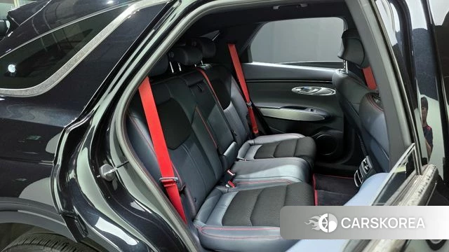 Genesis GV70 2021 Черный из Кореи, фото 2